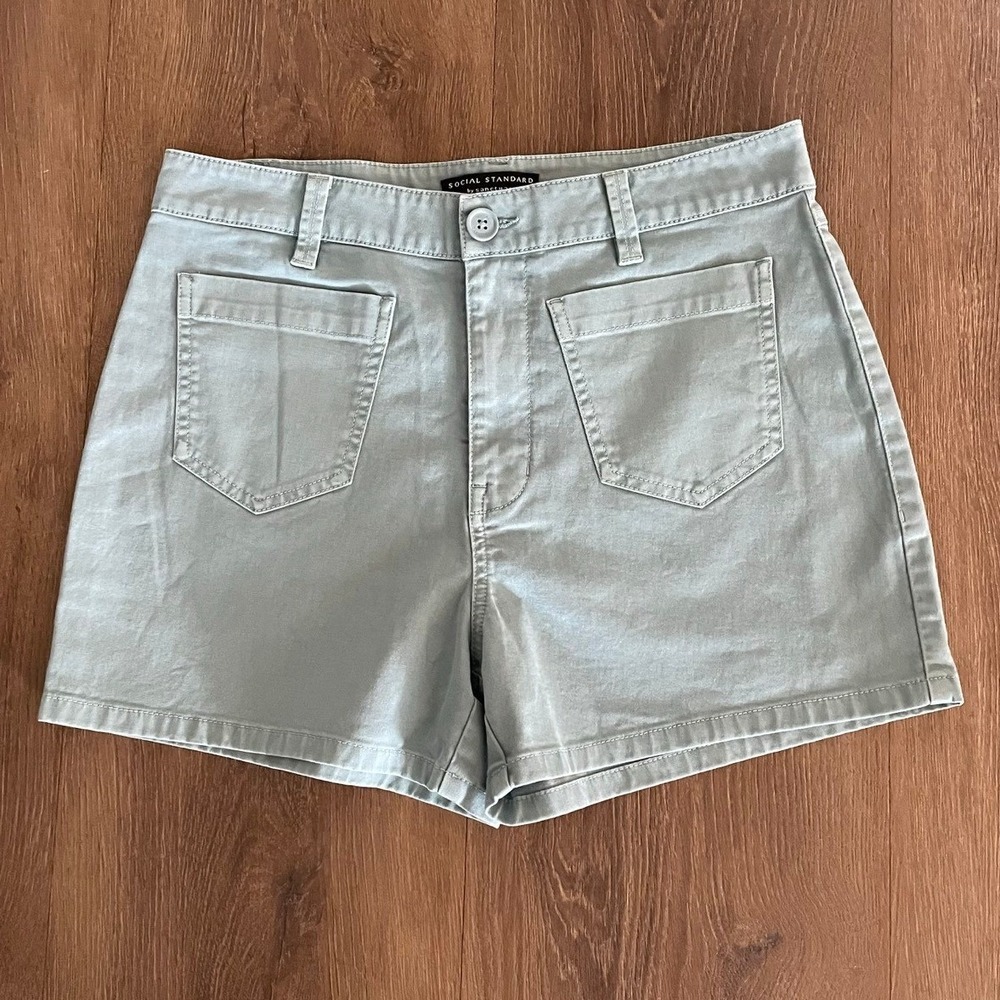 Sanctuary Social Standard Womens‎ Size 27 High Rise Shorts Utility Pockets Green